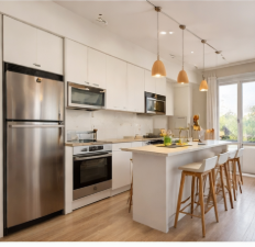 Apartamento à venda em Ubatuba com cozinha equipada, prática e bem planejada.